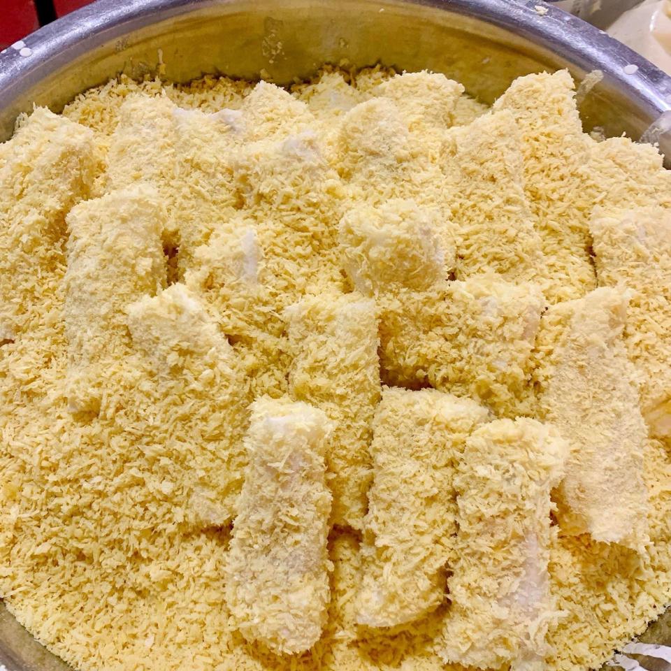 Nem kem hải sản-duoc-ban-tai-Tonyfood