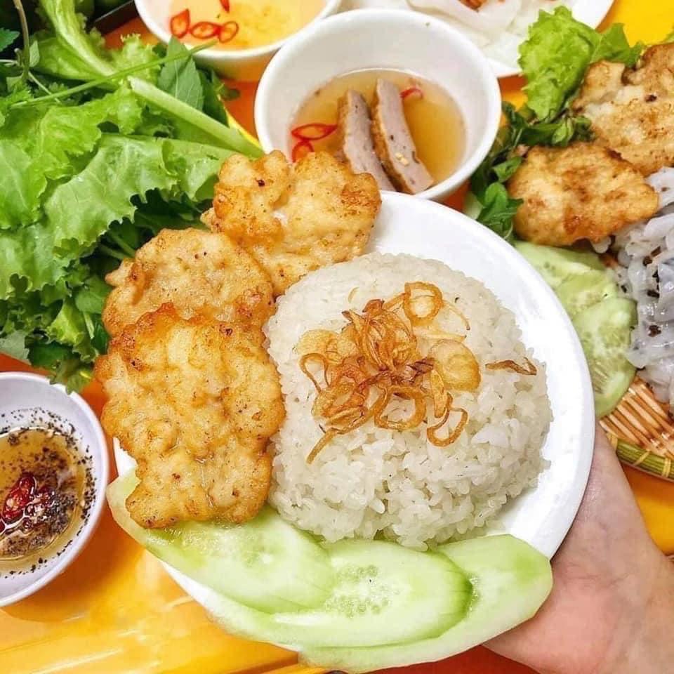 Chả mực dã tay-duoc-ban-tai-Tonyfood