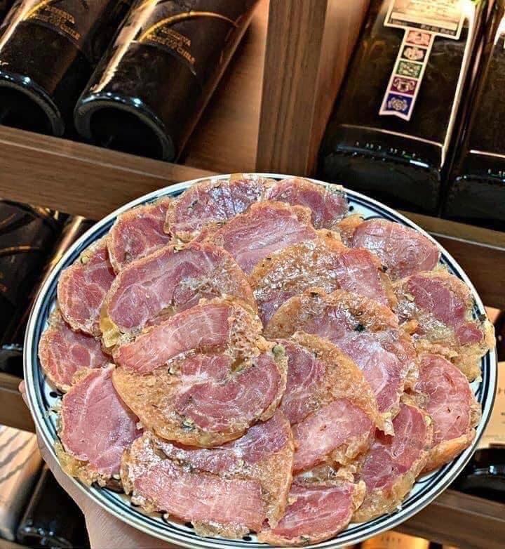 Giò bê nghệ an-duoc-ban-tai-Tonyfood