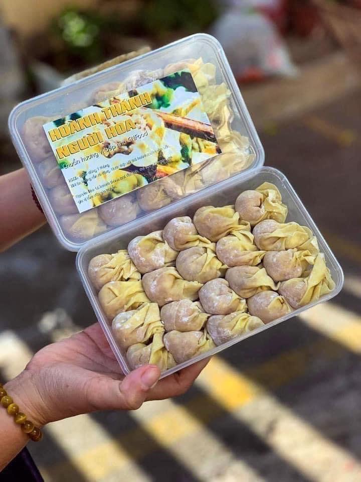 Hoành thánh-duoc-ban-tai-Tonyfood