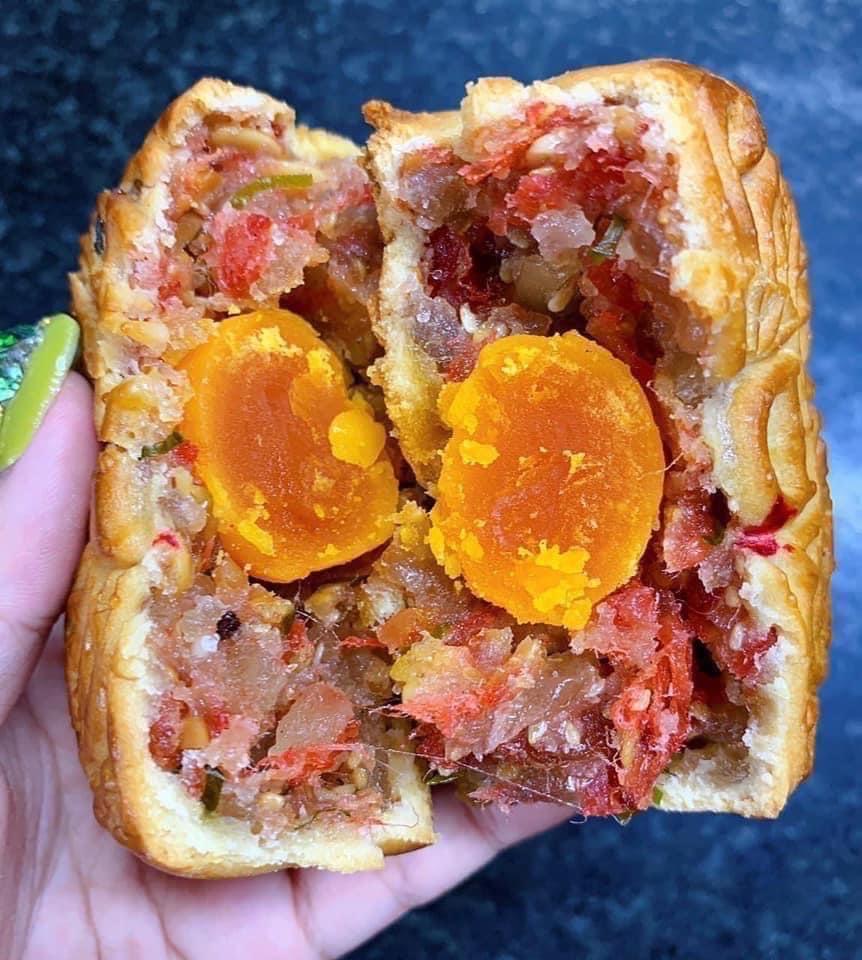 Thập cẩm gà quay trứng -duoc-ban-tai-Tonyfood