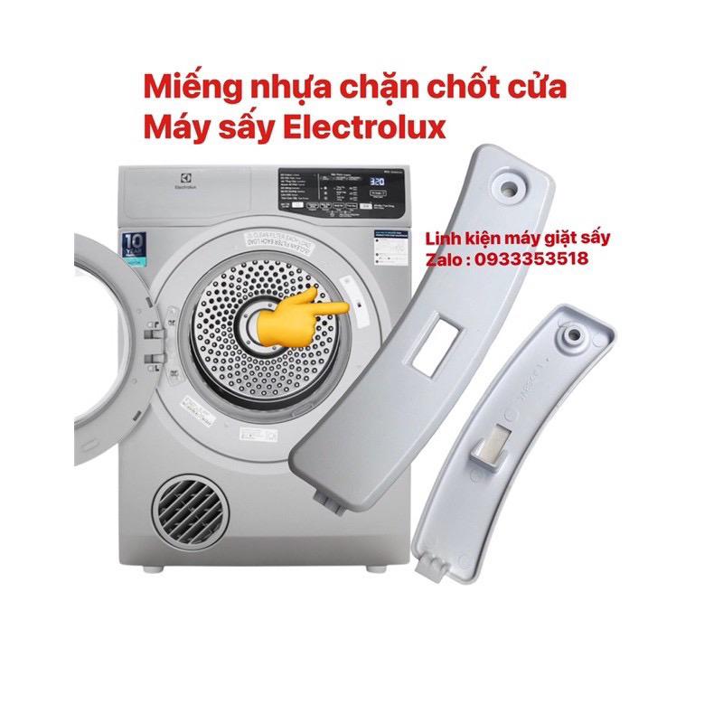 Miếng nhựa chặn cửa máy sấy Electrolux chính hãng-duoc-ban-tai-Linh Kiện Giặt Sấy TT