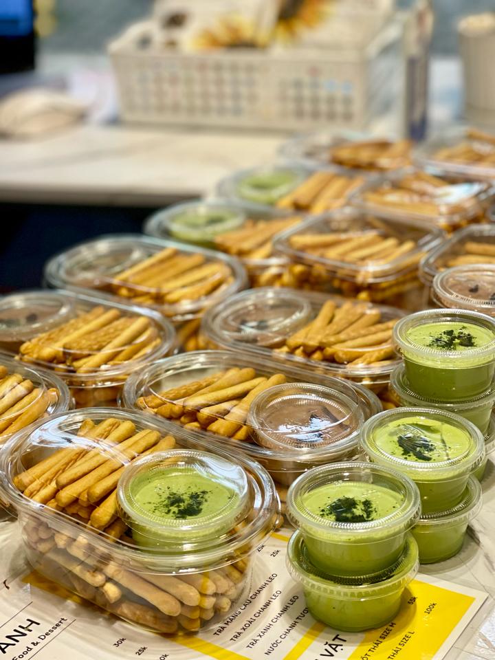 Bánh chấm-duoc-ban-tai-Linh Anh Food&Dessert