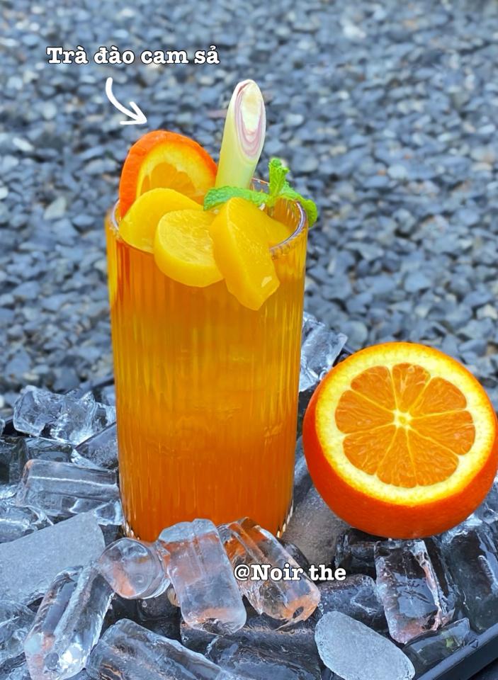 Trà đào cam sả-duoc-ban-tai-Noir Thé cafe