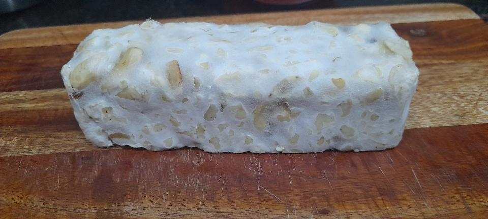  TEMPEH (số 11) HẠT ĐIỀU MIX HẠT SEN, HÀ LAN (MƯỜI MỘT)-duoc-ban-tai-Tempeh Quảng Chân - BẢO QUẢN NGĂN ĐÔNG ĐÁ 24/24
