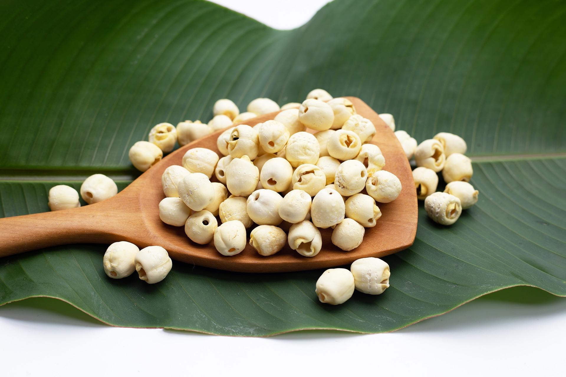 Hạt sen Huế khô-duoc-ban-tai-THỰC PHẨM CHAY QUẢNG CHÂN ĐÔNG LẠNH - KHÔ