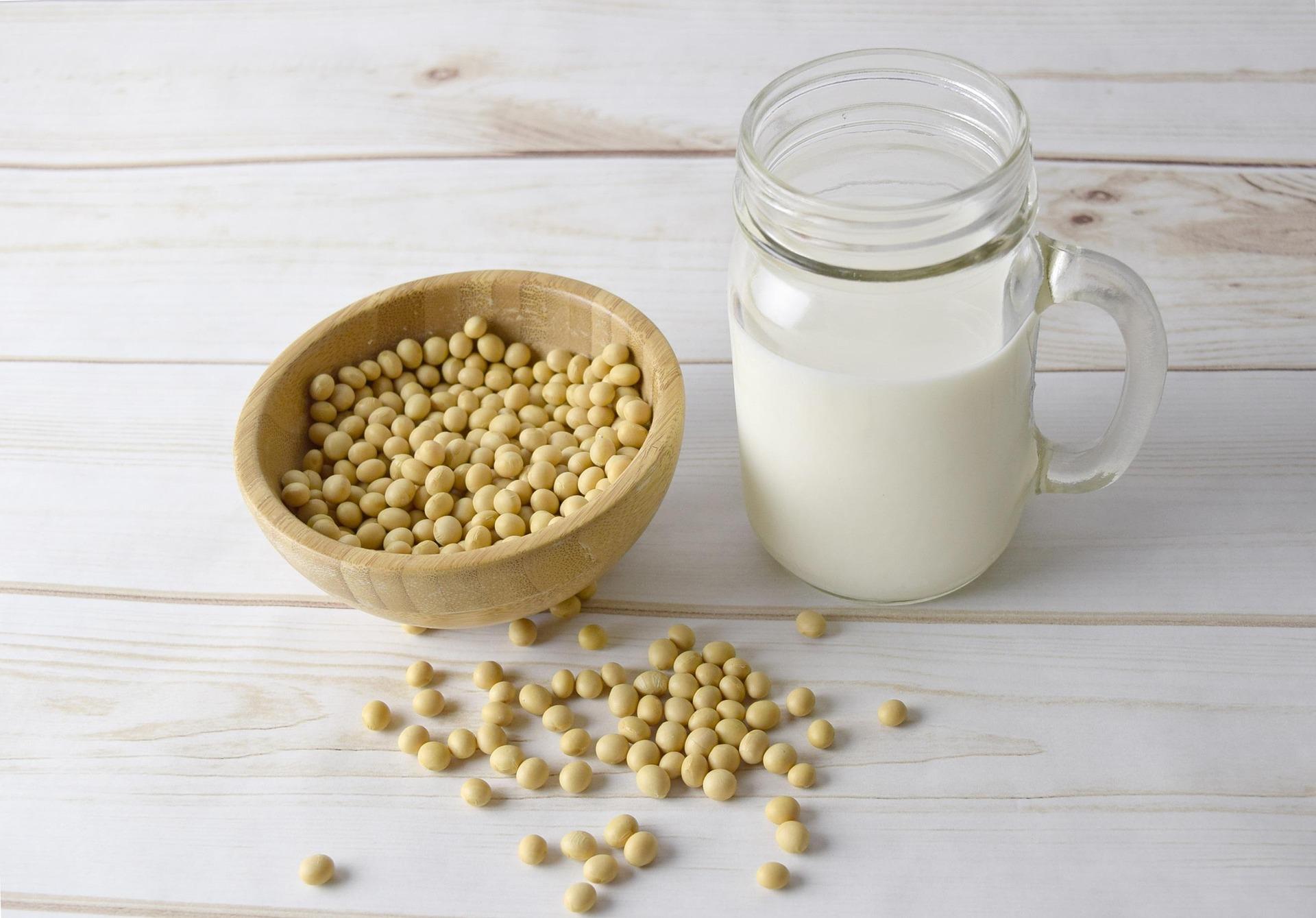 Đậu nành thuần Việt 1kg-duoc-ban-tai-THỰC PHẨM CHAY QUẢNG CHÂN ĐÔNG LẠNH - KHÔ