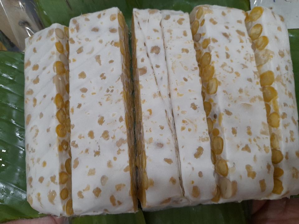 TEMPEH (số 3) ĐẬU GÀ mix HẠT SEN, ĐẬU PHỘNG (số BA)-duoc-ban-tai-Tempeh Quảng Chân - BẢO QUẢN NGĂN ĐÔNG ĐÁ 24/24