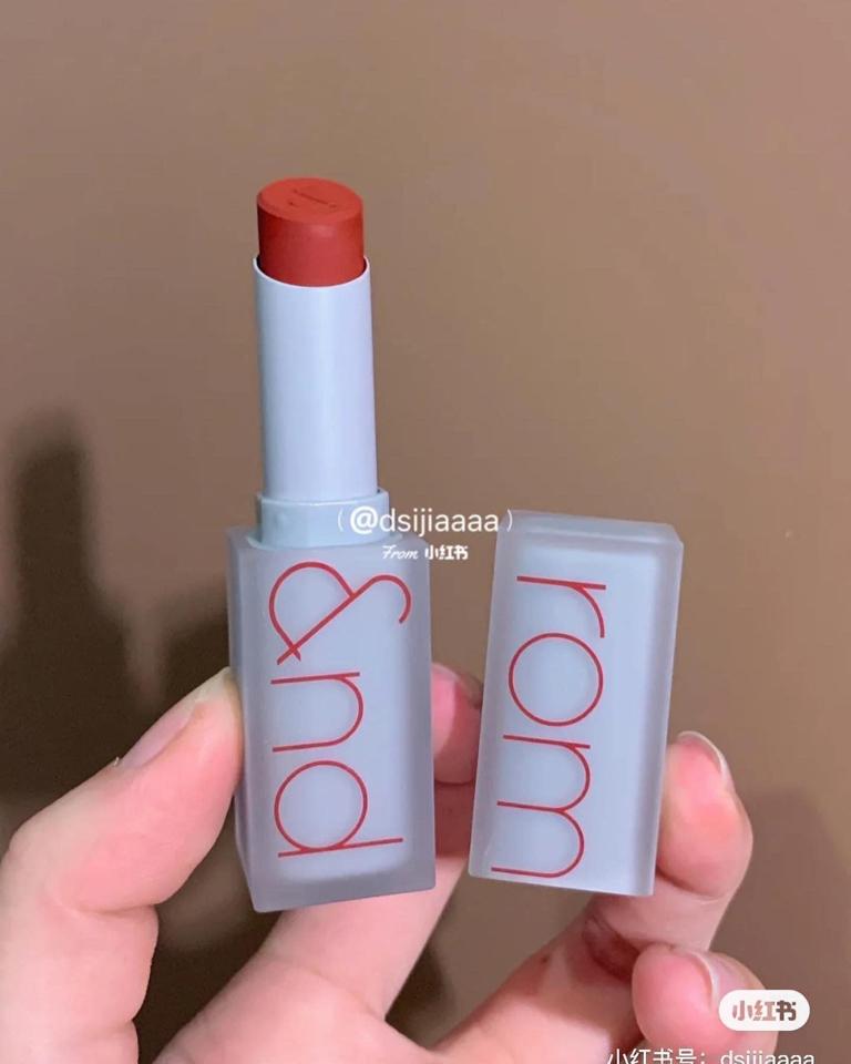 Son Romand thỏi-duoc-ban-tai-Mỹ phẩm Linh Meo