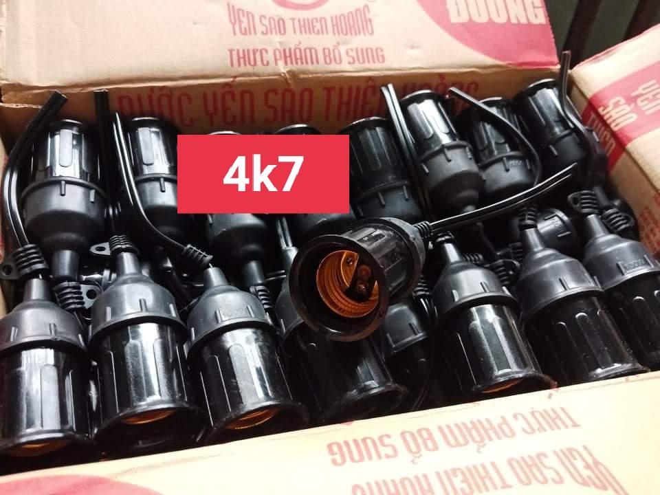 Đui kín nước đen-duoc-ban-tai-Kim Anh Electric