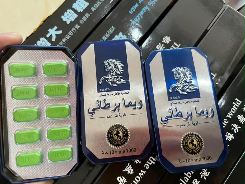 Ngựa Thái Hộp Thiếc-duoc-ban-tai-Quang Chợ Sỉ