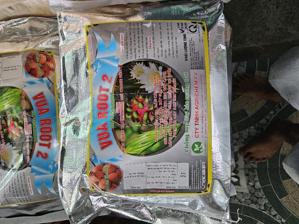 Phân Vua Root 2 agrichem 20kg-duoc-ban-tai-ĐẠI LÝ VẬT TƯ NÔNG NGHIỆP THANH TÙNG