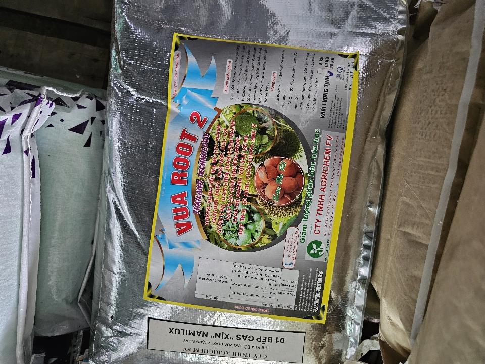 Phân Vua Root 2 agrichem 20kg-duoc-ban-tai-ĐẠI LÝ VẬT TƯ NÔNG NGHIỆP THANH TÙNG