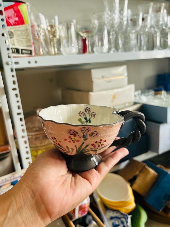 Ly quai xoắn-duoc-ban-tai-Nhà Bơ - Gốm sứ & decor