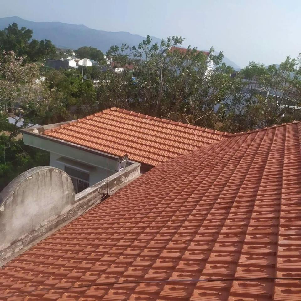 Ngói 22 Đồng Nai, không men, chống thấm, loại 1, 22 viên/m²-duoc-ban-tai-CÔNG TY PHÚC MINH