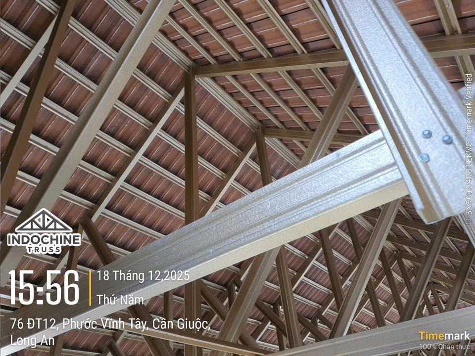 Hệ khung 3 lớp mái Nhật màu vàng đồng AZ150 G550Mpa, TC100.100, khoảng kèo 100cm-duoc-ban-tai-Công Ty Phúc Minh