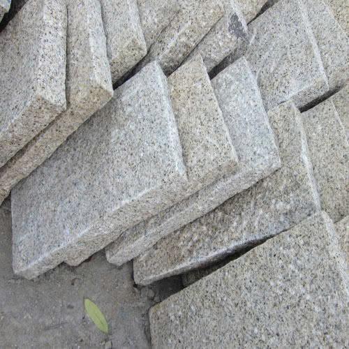 Đá Phước Hoà 30x60x (6~8cm), 25 ~ 30kg/viên, bán nội địa-duoc-ban-tai-CÔNG TY PHÚC MINH