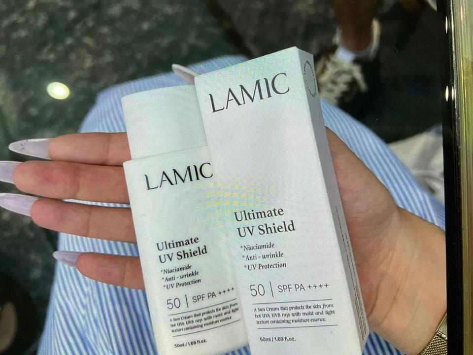 Chống Nắng LAMIC-duoc-ban-tai-𝐐𝐁 𝐁𝐄𝐀𝐔𝐓𝐘 & 𝐀𝐂𝐀𝐃𝐄𝐌𝐘