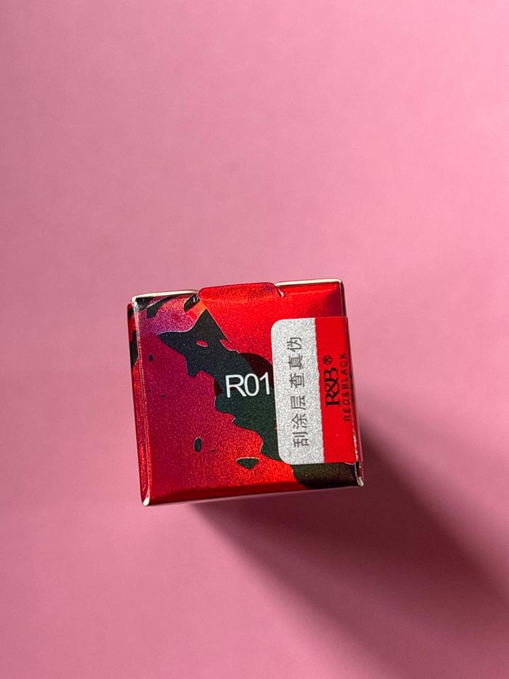 Son bóng R&B R01-duoc-ban-tai-Huệ Dương Makeup Academy