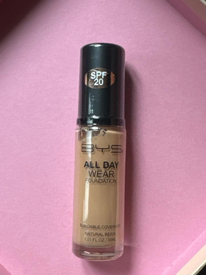 NỀN BYS(số tối) -duoc-ban-tai-Huệ Dương Makeup Academy