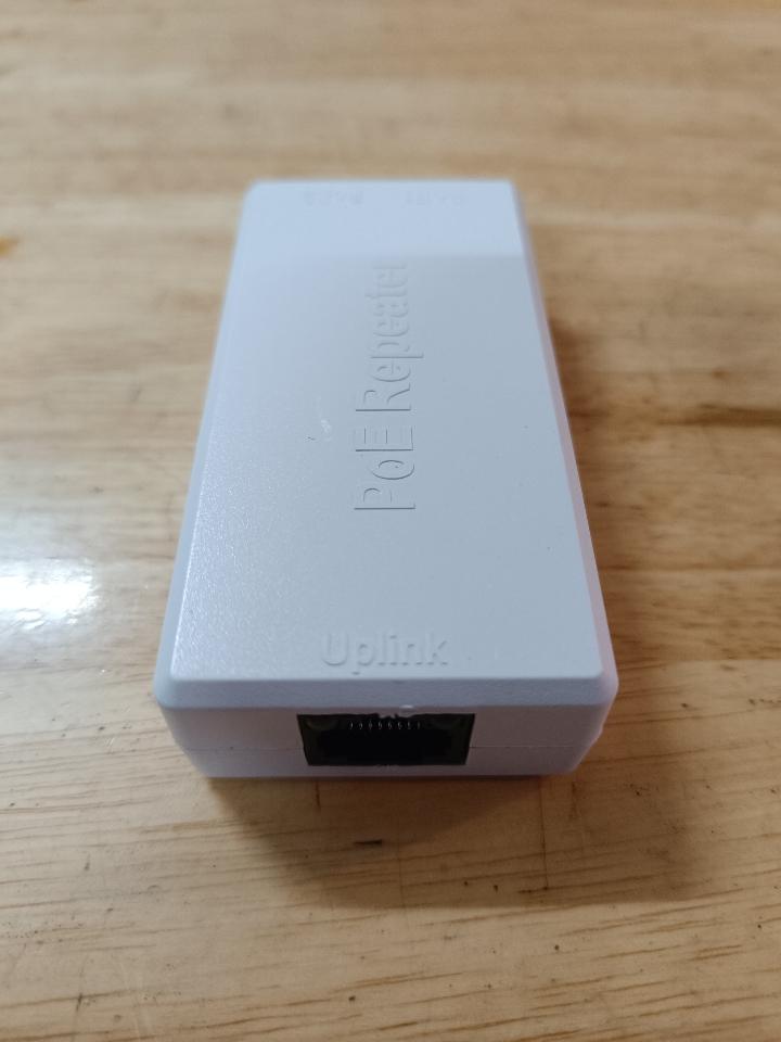 POE repeater 1 ra 2-duoc-ban-tai-TIN HỌC-CÔNG NGHỆ DUY KHANG