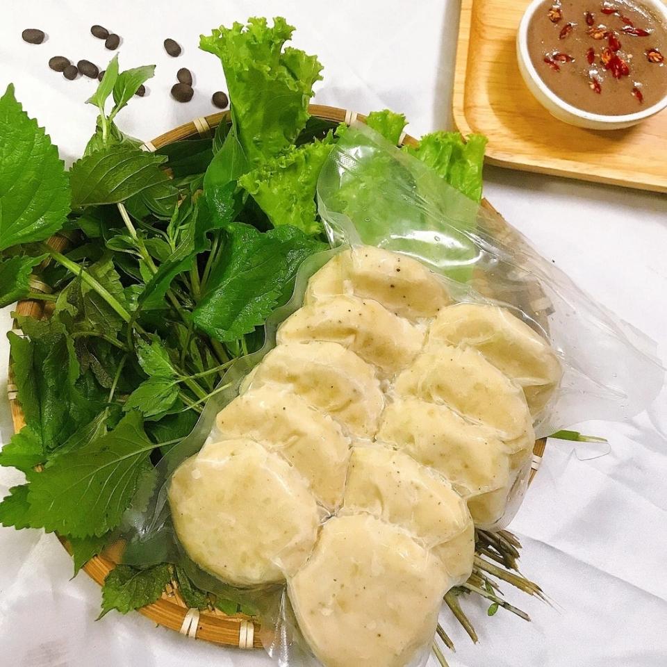 Chả cốm ức gà-duoc-ban-tai-EATCLEAN HACHI DALAT