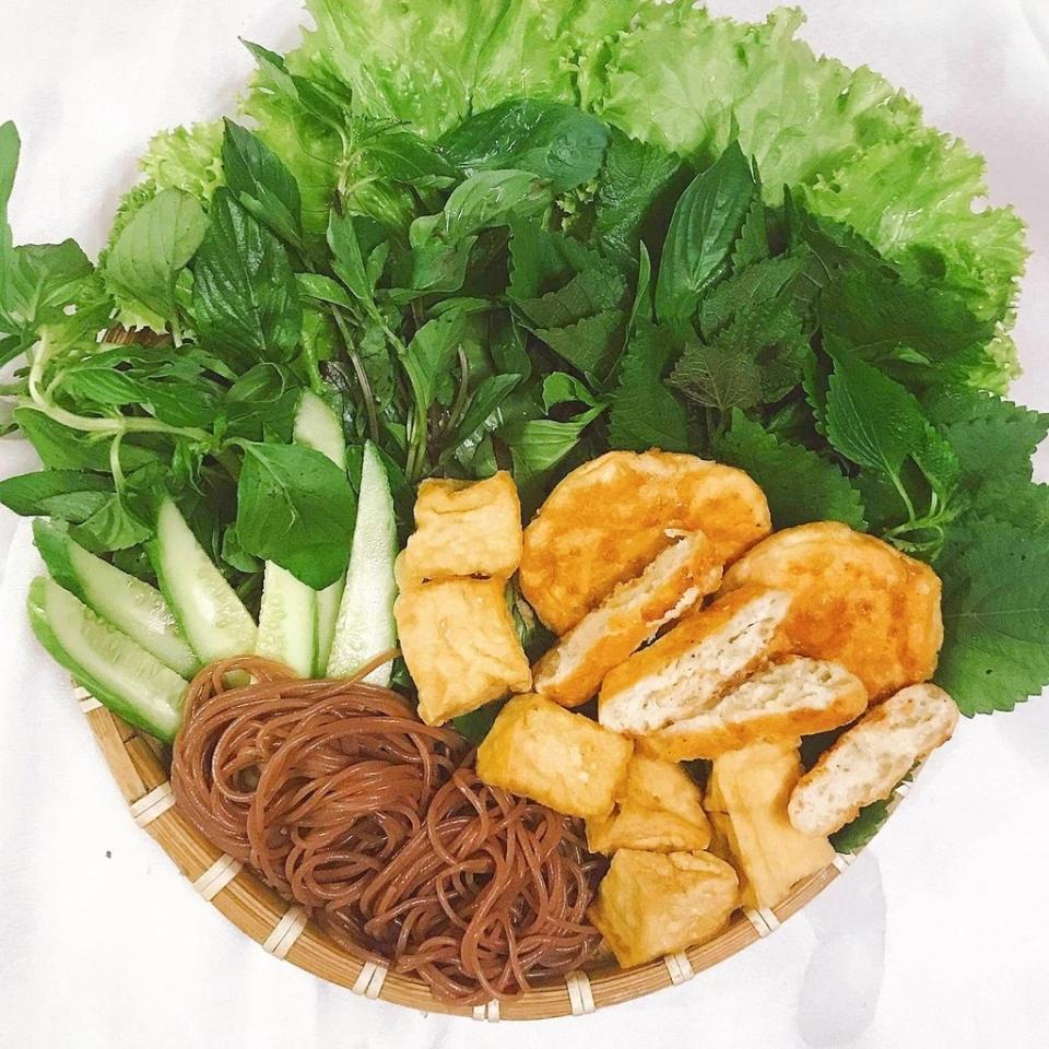 Chả cốm ức gà-duoc-ban-tai-EATCLEAN HACHI DALAT