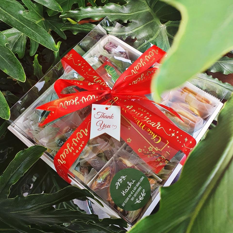 Hộp quà trắng 9 ngăn -duoc-ban-tai-EATCLEAN HACHI DALAT