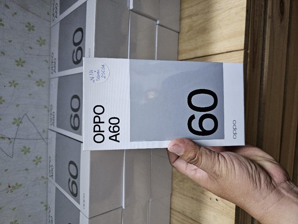 Oppo A60 8/128 Đen- Tím-duoc-ban-tai-THIÊN ÂN VINA