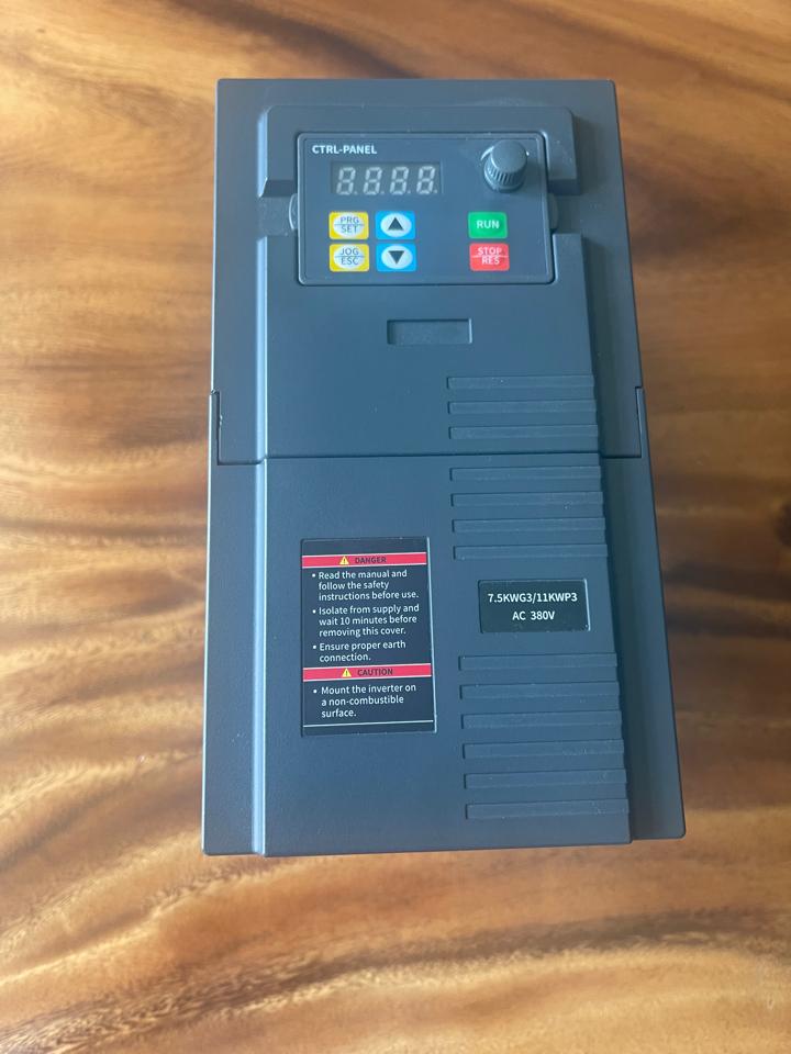 Biến tần điều khiển động cơ sungo 220v ra 380v 7.5kw 10HP-duoc-ban-tai-Sungo vattusolar.com