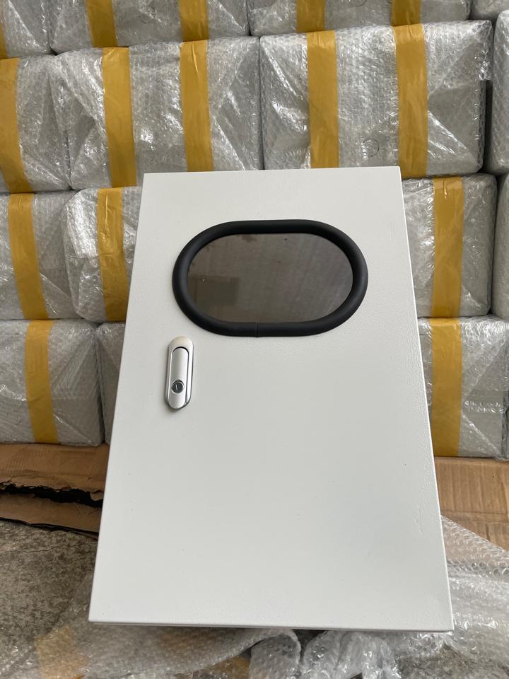 Tủ biến tần bơm 55x35x23-duoc-ban-tai-Sungo vattusolar.com