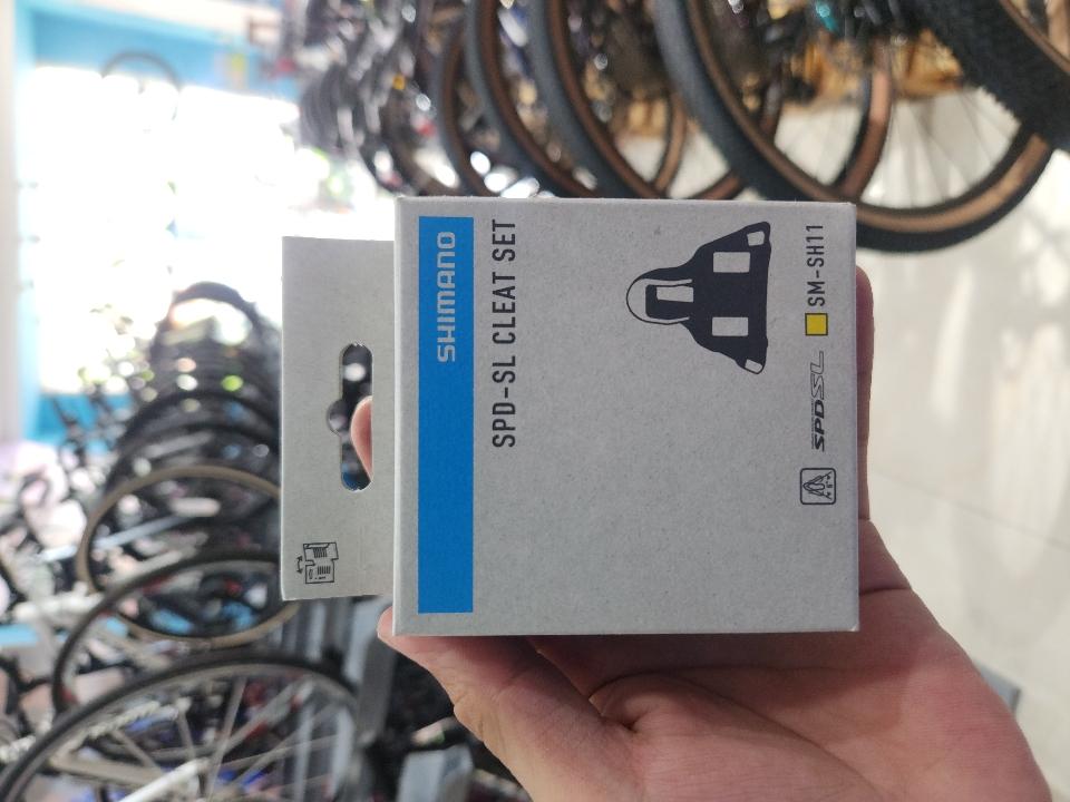 Can Shimano SPD SL vàng-duoc-ban-tai-Cửa Hàng Giant HTH Biên Hoà