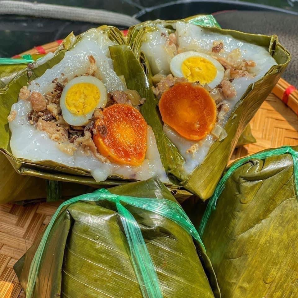 Bánh giò trứng muối  / 4 cái (2 trứng cút 1 trứng muối)-duoc-ban-tai-Nhà Tôi (Thiên Thần shop)