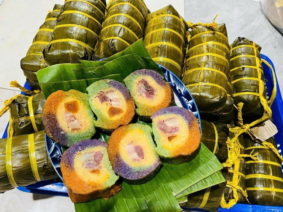 Bánh tét 3 màu trà vinh_ đòn 1kg-duoc-ban-tai-Nhà Tôi (Thiên Thần shop)