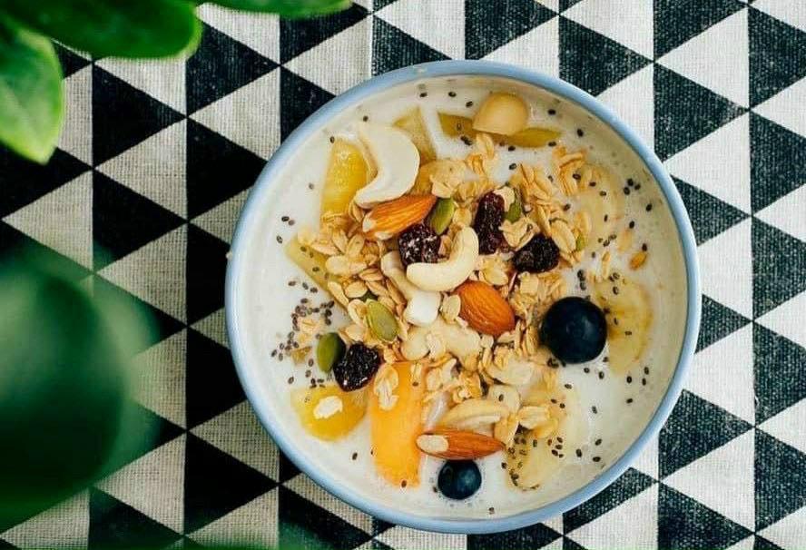 Ngũ cốc Ăn Kiêng Không Đường- Vị Truyền Thống- hủ 500gr-duoc-ban-tai-Nhà Tôi (Thiên Thần shop)