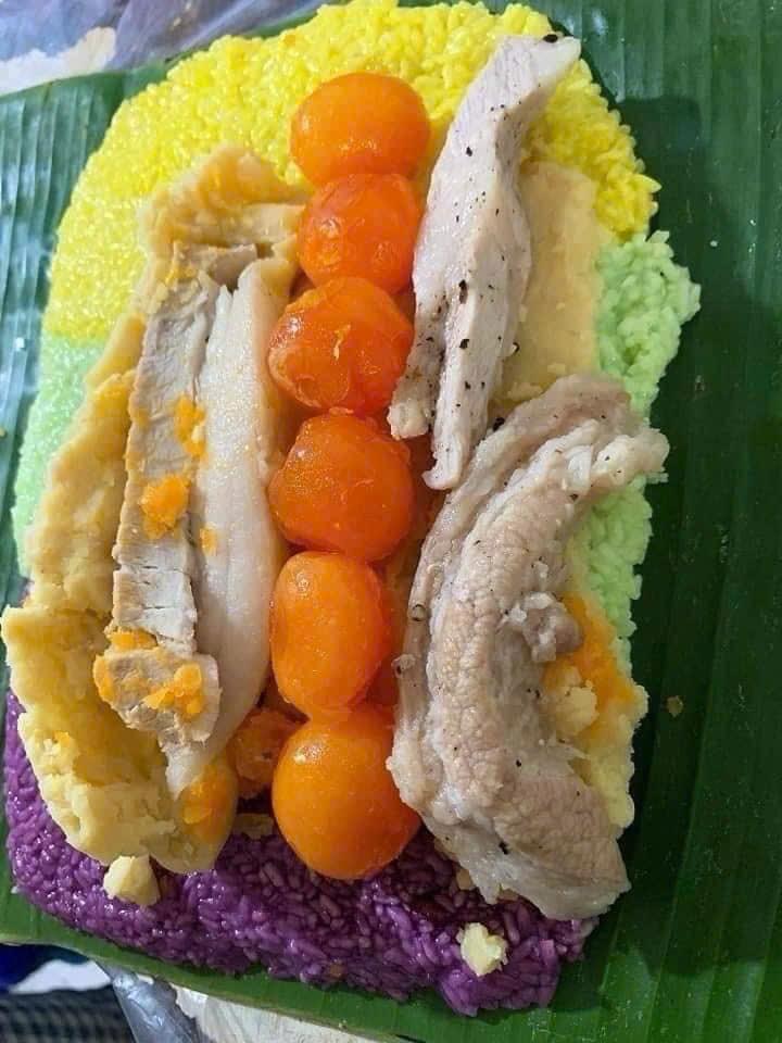 Bánh tét 3 màu trà vinh_ đòn 1kg-duoc-ban-tai-Nhà Tôi (Thiên Thần shop)