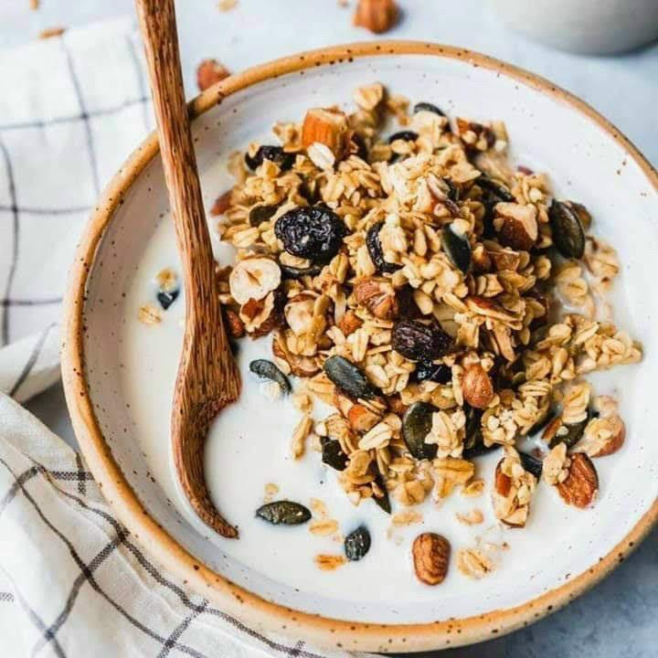 Ngũ cốc Ăn Kiêng Không Đường- Vị Truyền Thống- hủ 500gr-duoc-ban-tai-Nhà Tôi (Thiên Thần shop)