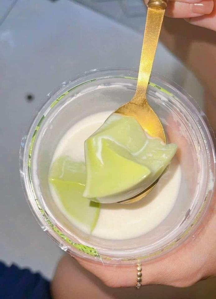 tàu hủ sing lá dứa set 5 hủ lớn-duoc-ban-tai-Nhà Tôi (Thiên Thần shop)