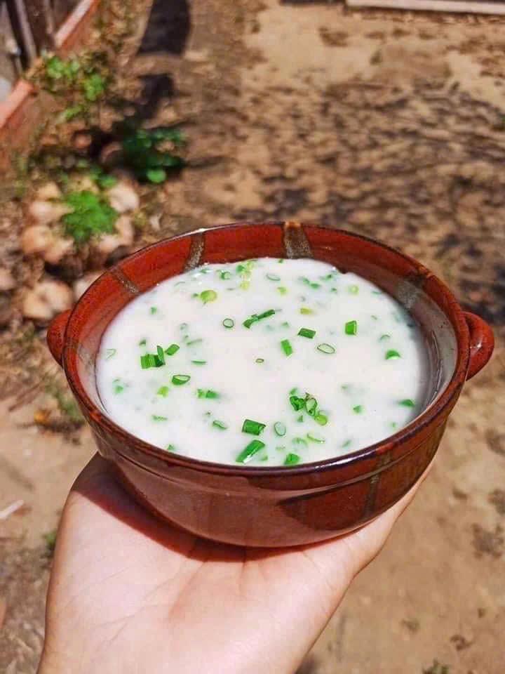 BÁNH BÒ XỐP LÁ DỨA MỠ HÀNH  /hộp 10 bánh (kèm mỡ hành, cốt dừa-duoc-ban-tai-Nhà Tôi (Thiên Thần shop)