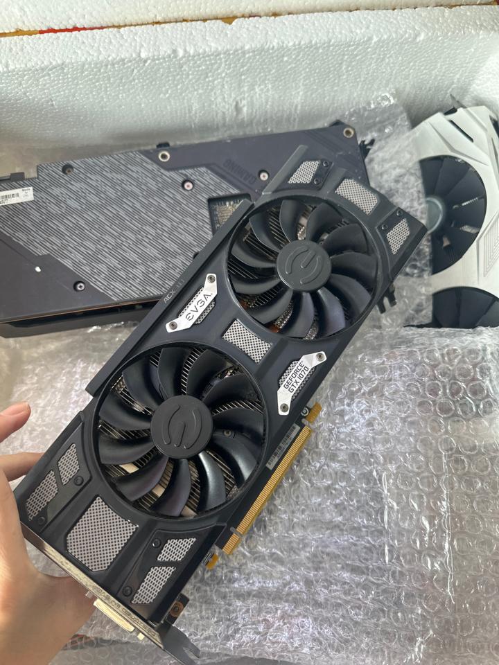 Card màn hình 1070 3 fan (AT) -duoc-ban-tai-Xtreme PC