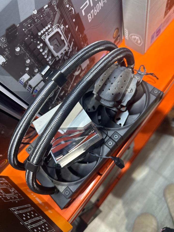 Tản nước deepcool LT240-duoc-ban-tai-Xtreme PC