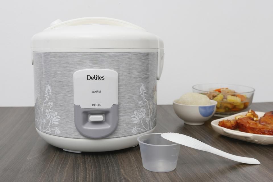 Nồi cơm điện Delites 1.8 lít NCG1805

-duoc-ban-tai-Điện máy Hải Anh