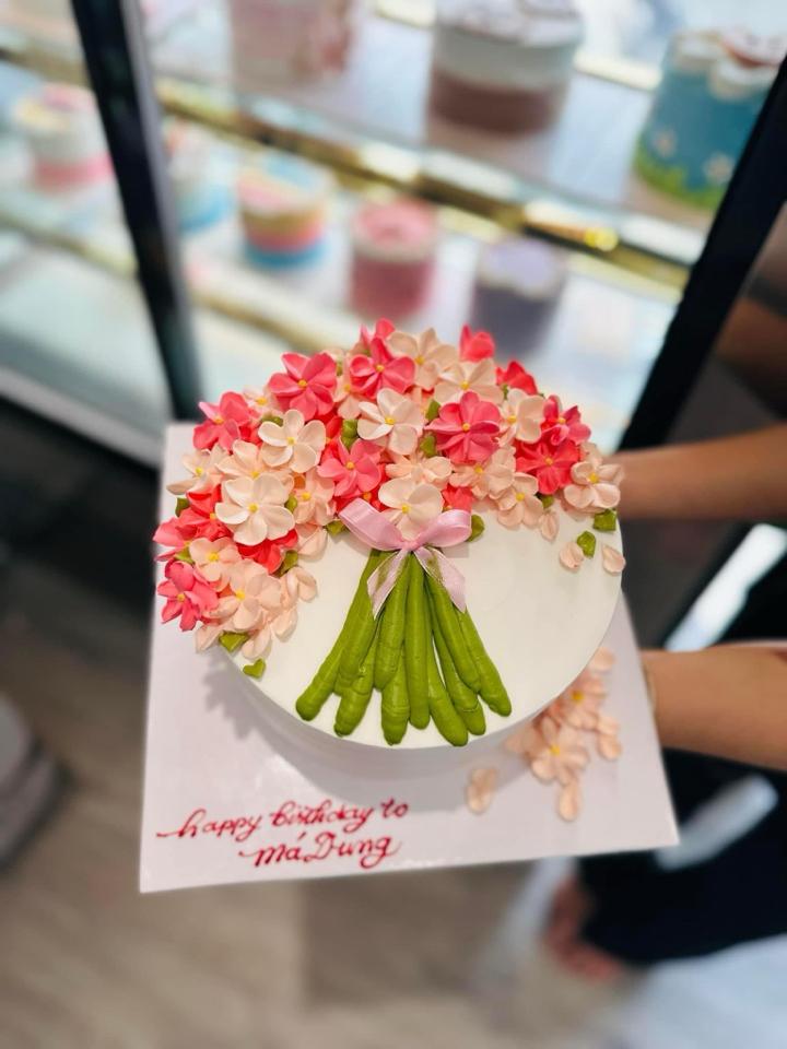 Bánh kem sữa tươi size  18-duoc-ban-tai-Dâu cake bakery