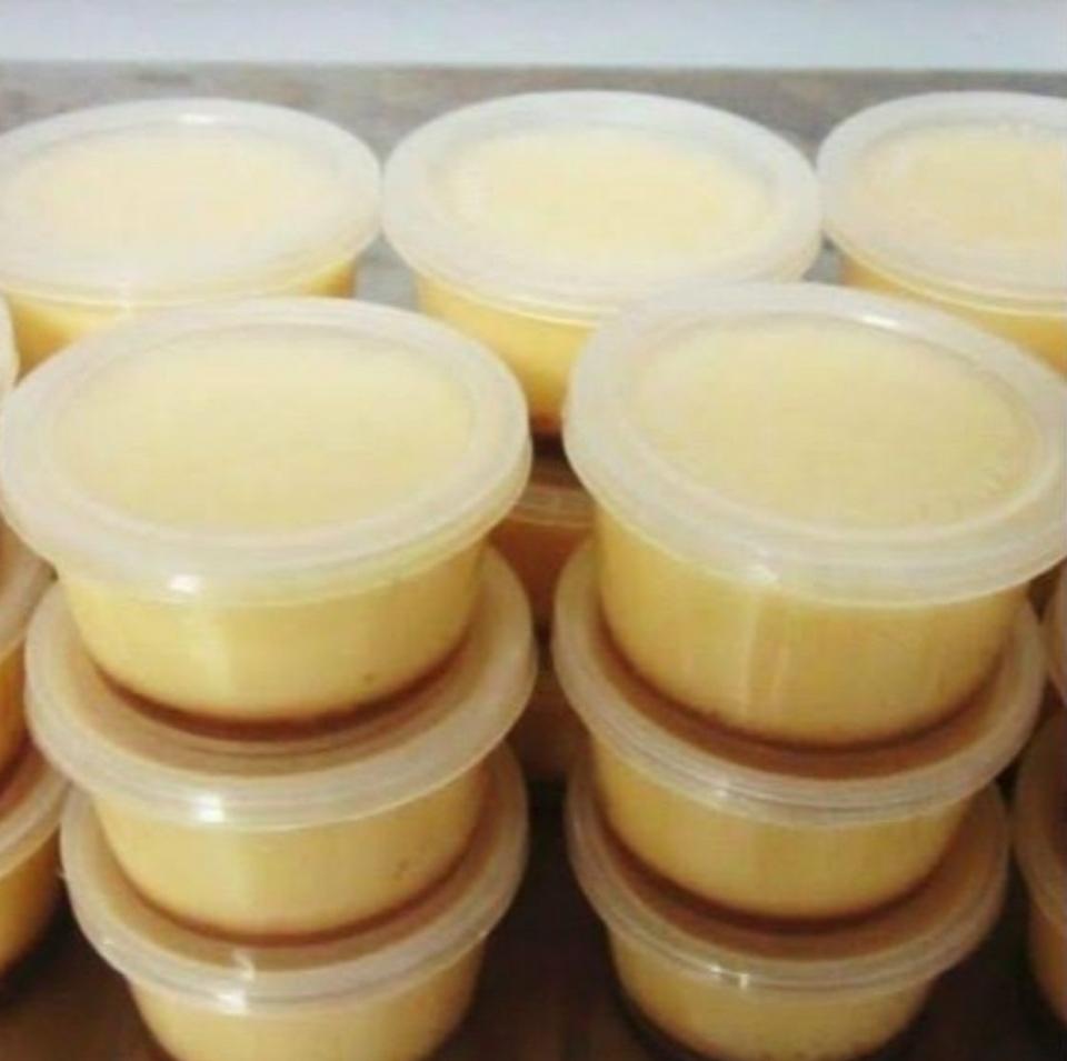 Flan-duoc-ban-tai-Dâu cake bakery