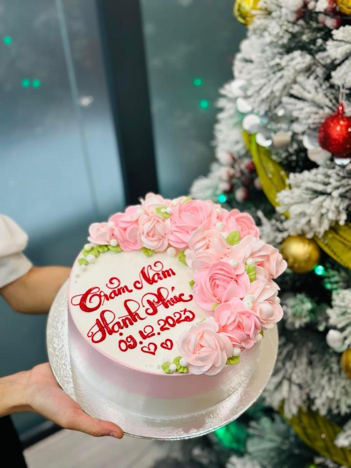 Bánh kem sữa tươi size  18-duoc-ban-tai-Dâu cake bakery