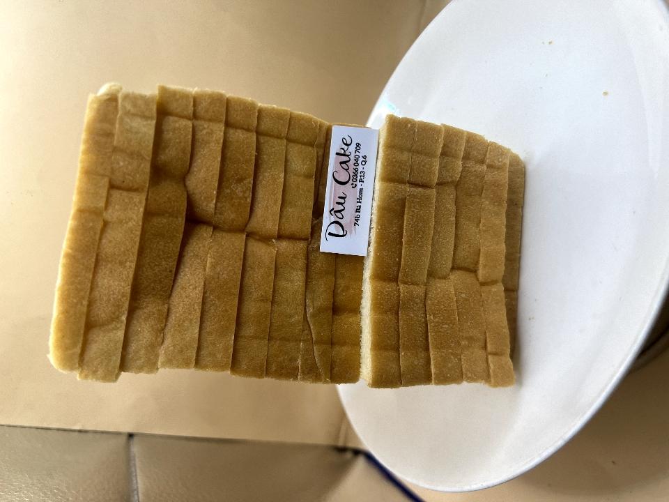 Sanwich-duoc-ban-tai-Dâu cake bakery