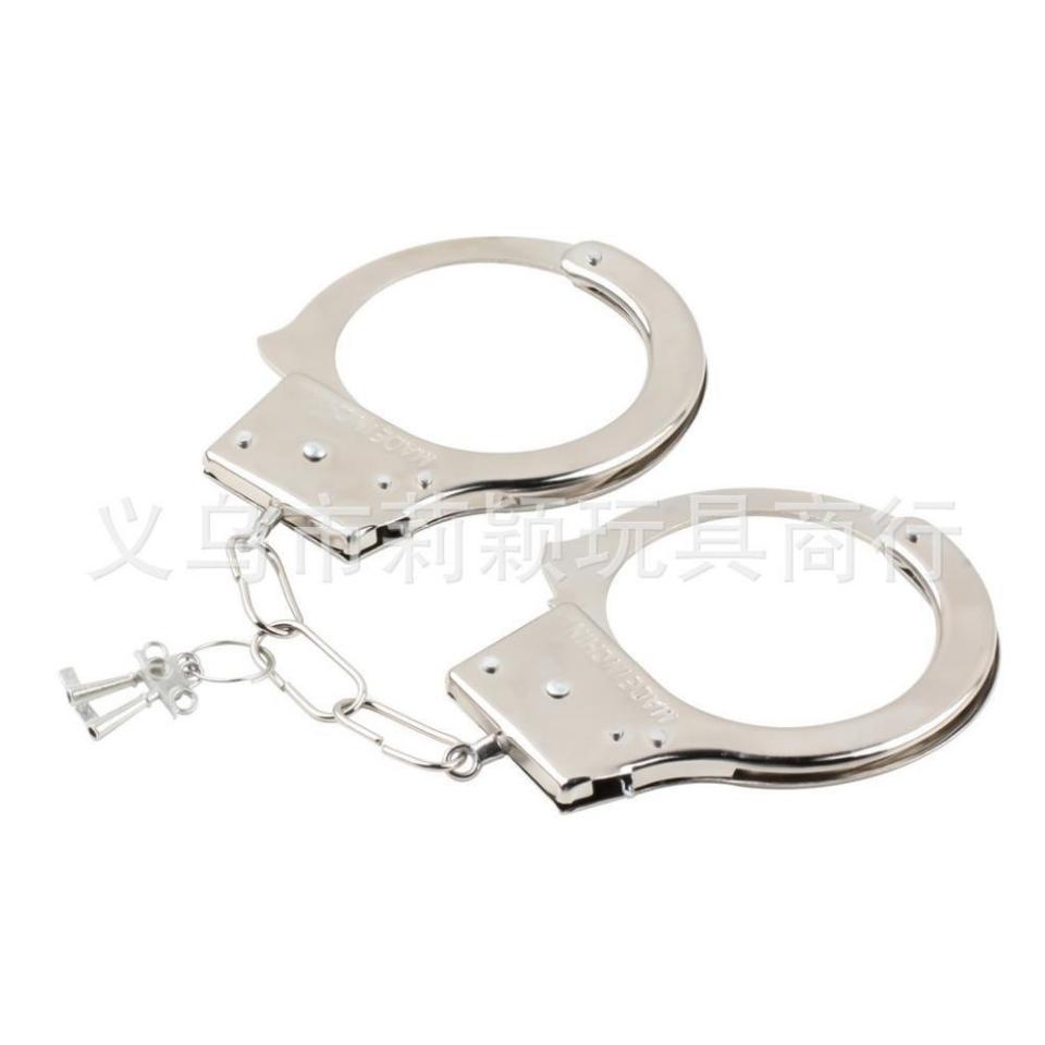 Còng tay số 8-duoc-ban-tai-Tổng kho Popper và BDSM - Kimochi Shop
