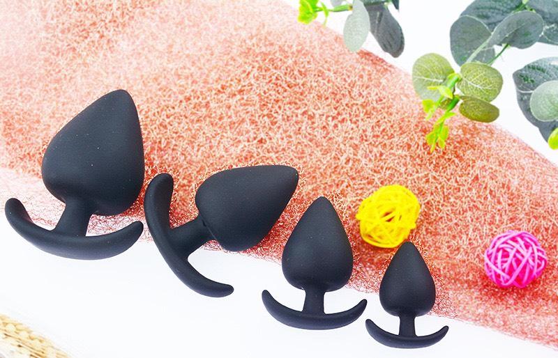Plug Quả Tim đeo hàng ngày-duoc-ban-tai-Tổng kho Popper và BDSM - Kimochi Shop