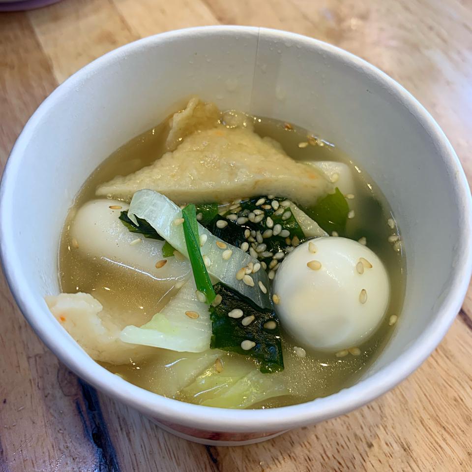 CANH SÚP CHẢ CÁ HQ -duoc-ban-tai-Bếp Nhà Thỏ - Ăn Vặt Hàn Quốc