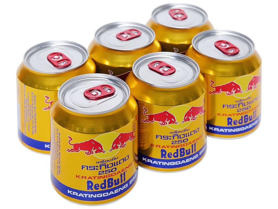 Redbull-duoc-ban-tai-NHÂN VIP COFFEE